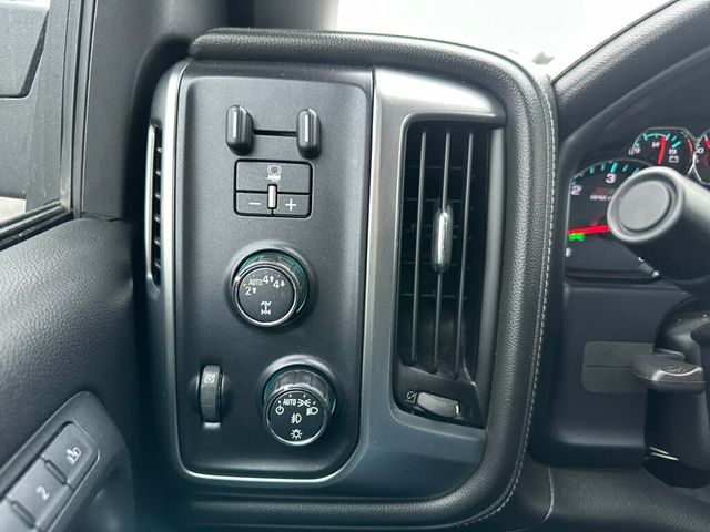 2017 Chevrolet Silverado 1500 4WD Crew Cab LTZ Z71 w/1LZ - 22968460 - 16