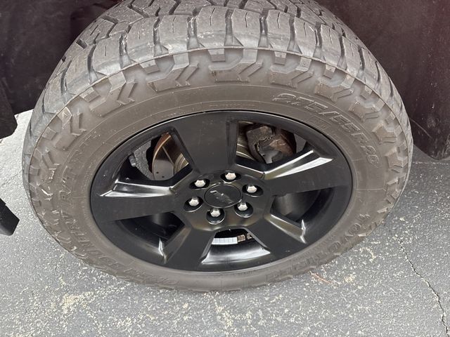 2017 Chevrolet Silverado 1500 4WD Double Cab 143.5" Custom - 22948880 - 1