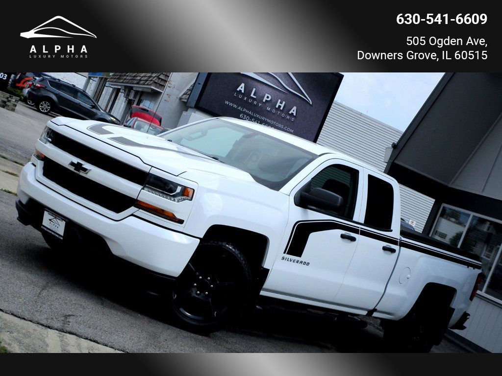 2017 Chevrolet Silverado 1500 4WD Double Cab 143.5" Custom - 23074045 - 0