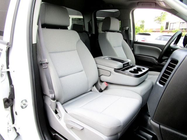 2017 Chevrolet Silverado 1500 4WD Double Cab 143.5" Custom - 23074045 - 13