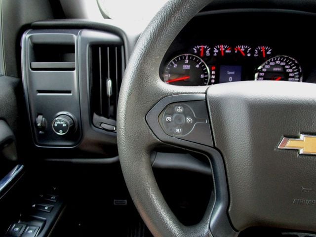 2017 Chevrolet Silverado 1500 4WD Double Cab 143.5" Custom - 23074045 - 20