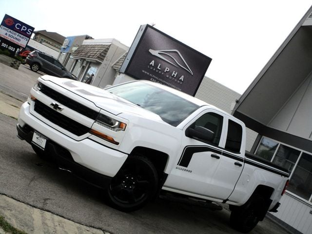 2017 Chevrolet Silverado 1500 4WD Double Cab 143.5" Custom - 23074045 - 33