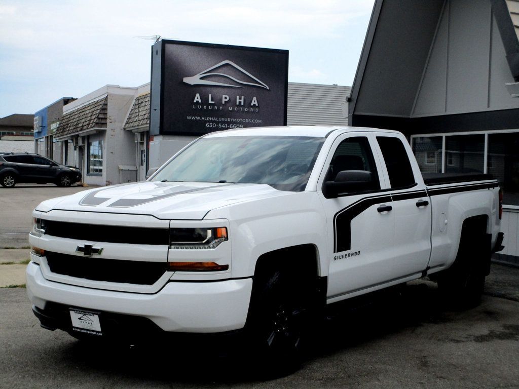 2017 Chevrolet Silverado 1500 4WD Double Cab 143.5" Custom - 23074045 - 3