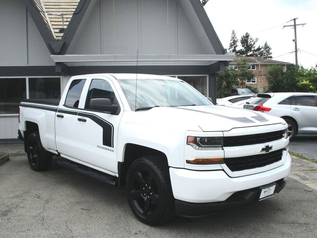 2017 Chevrolet Silverado 1500 4WD Double Cab 143.5" Custom - 23074045 - 5
