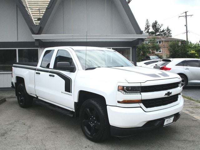 2017 Chevrolet Silverado 1500 4WD Double Cab 143.5" Custom - 23074045 - 5