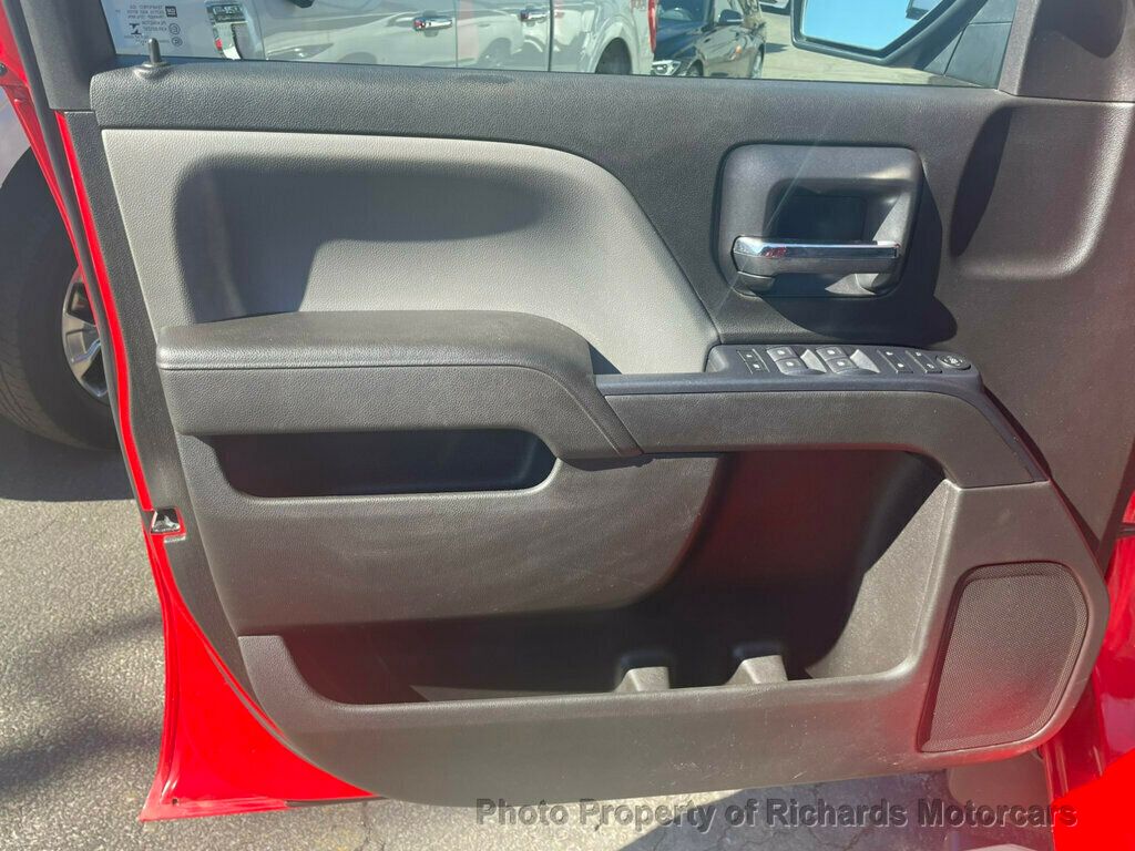 2017 Chevrolet Silverado 1500 4WD Double Cab 143.5" Custom - 22353874 - 9