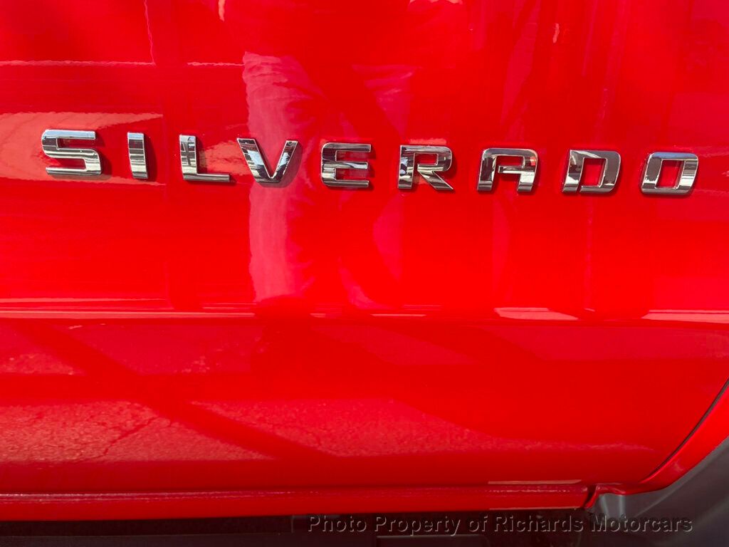 2017 Chevrolet Silverado 1500 4WD Double Cab 143.5" Custom - 22353874 - 7