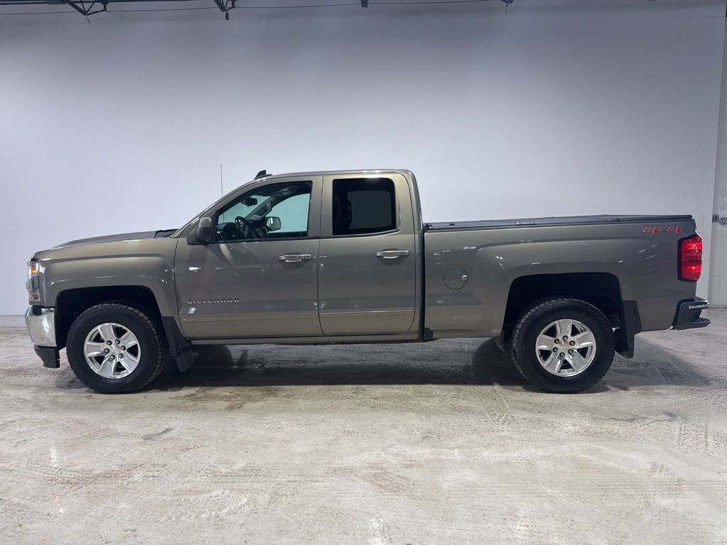 2017 Chevrolet Silverado 1500 4WD Double Cab 143.5" LT w/1LT - 22974679 - 3