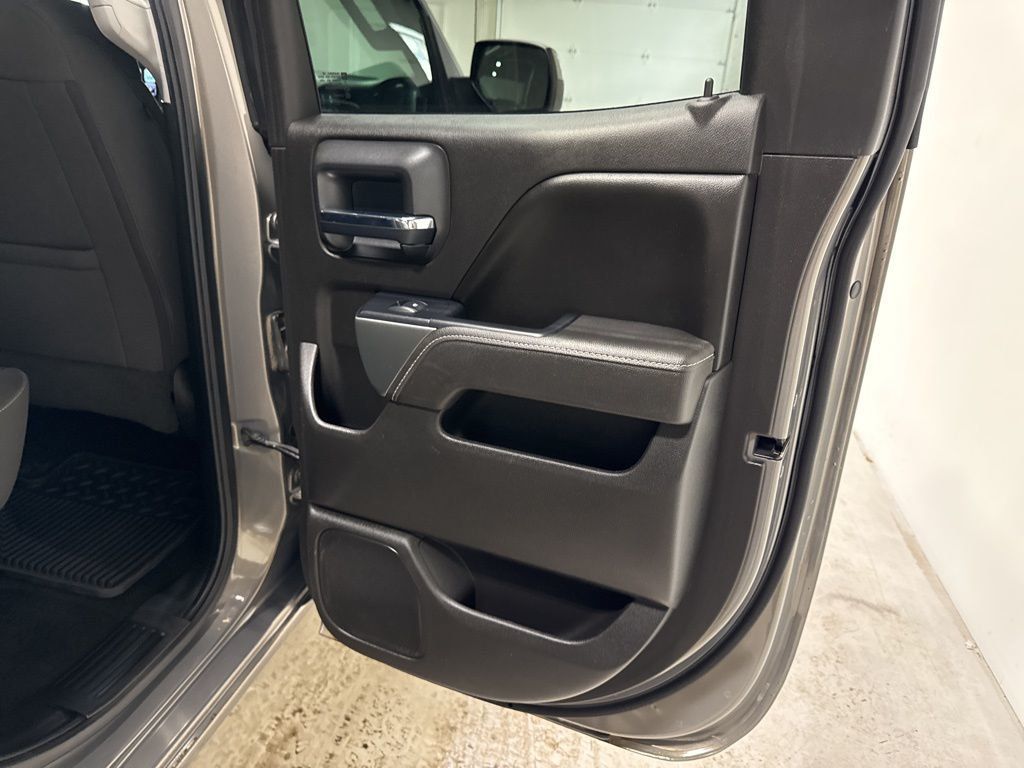 2017 Chevrolet Silverado 1500 4WD Double Cab 143.5" LT w/1LT - 22974679 - 39