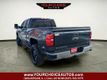 2017 Chevrolet Silverado 1500 4WD Double Cab 143.5" LT w/1LT - 22977677 - 2