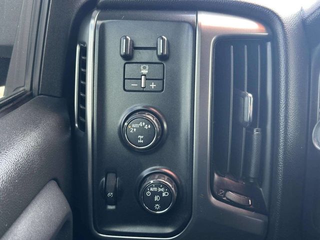 2017 Chevrolet Silverado 1500 4WD Double Cab 143.5" LT w/1LT - 22977677 - 31