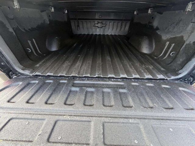 2017 Chevrolet Silverado 1500 4WD Double Cab 143.5" LT w/1LT - 23005207 - 7