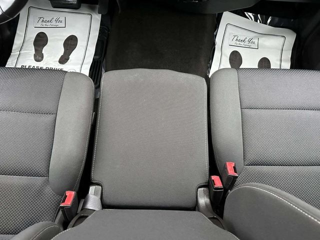 2017 Chevrolet Silverado 1500 4WD Double Cab 143.5" LT w/1LT - 23006799 - 17