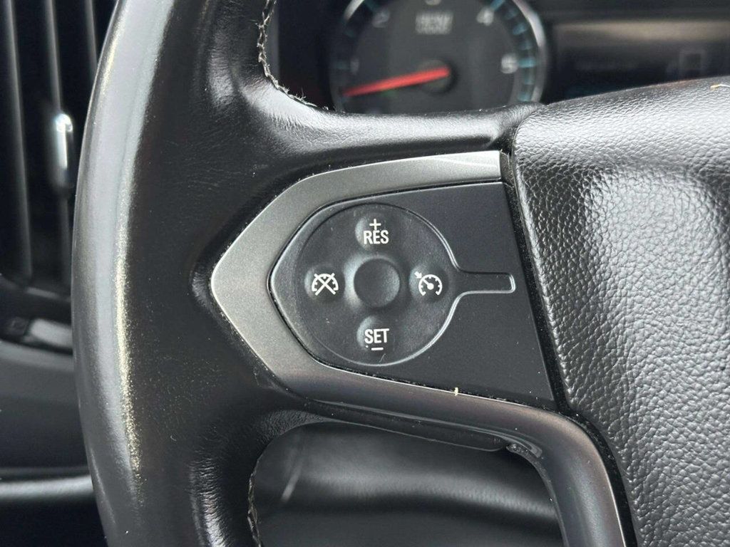 2017 Chevrolet Silverado 1500 4WD Double Cab 143.5" LT w/1LT - 23006799 - 27