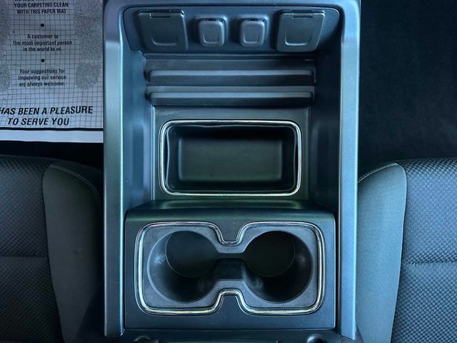 2017 Chevrolet Silverado 1500 4WD Double Cab 143.5" LT w/1LT - 22960663 - 28