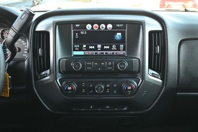 2017 Chevrolet Silverado 1500 Crew Cab LT - 22952787 - 10