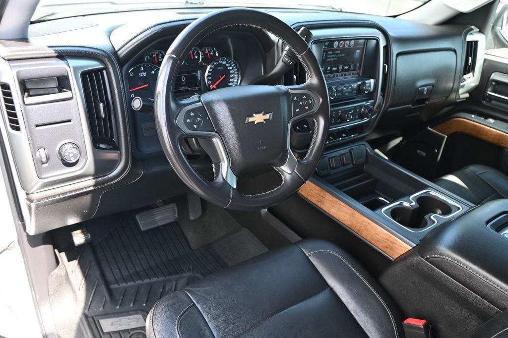 2017 Chevrolet Silverado 1500 LTZ Sport photo 3