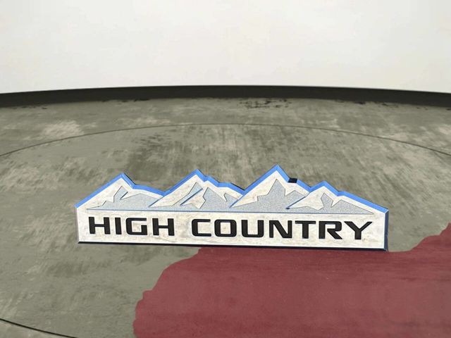 2017 Chevrolet Silverado 1500 High Country 4x4 4dr Crew Cab 5.8 ft. SB - 23010044 - 39