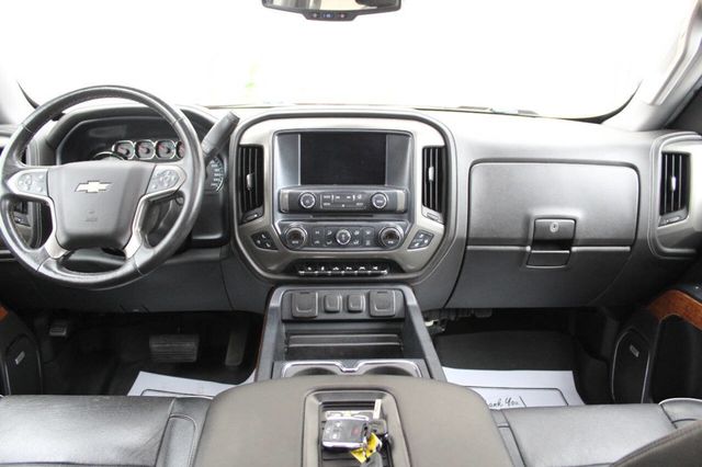 2017 Chevrolet Silverado 1500 High Country 4x4 4dr Crew Cab 6.5 ft. SB - 22893437 - 22