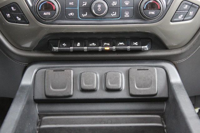 2017 Chevrolet Silverado 1500 High Country 4x4 4dr Crew Cab 6.5 ft. SB - 22893437 - 24