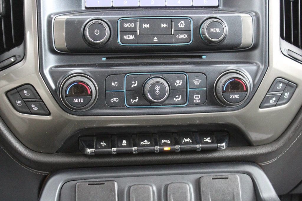 2017 Chevrolet Silverado 1500 High Country 4x4 4dr Crew Cab 6.5 ft. SB - 22893437 - 29