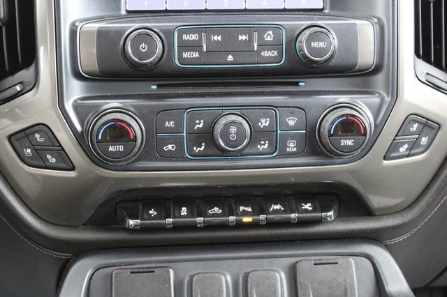 2017 Chevrolet Silverado 1500 High Country 4x4 4dr Crew Cab 6.5 ft. SB - 22893437 - 29