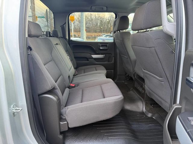 2017 Chevrolet Silverado 1500 LT - 22807033 - 19