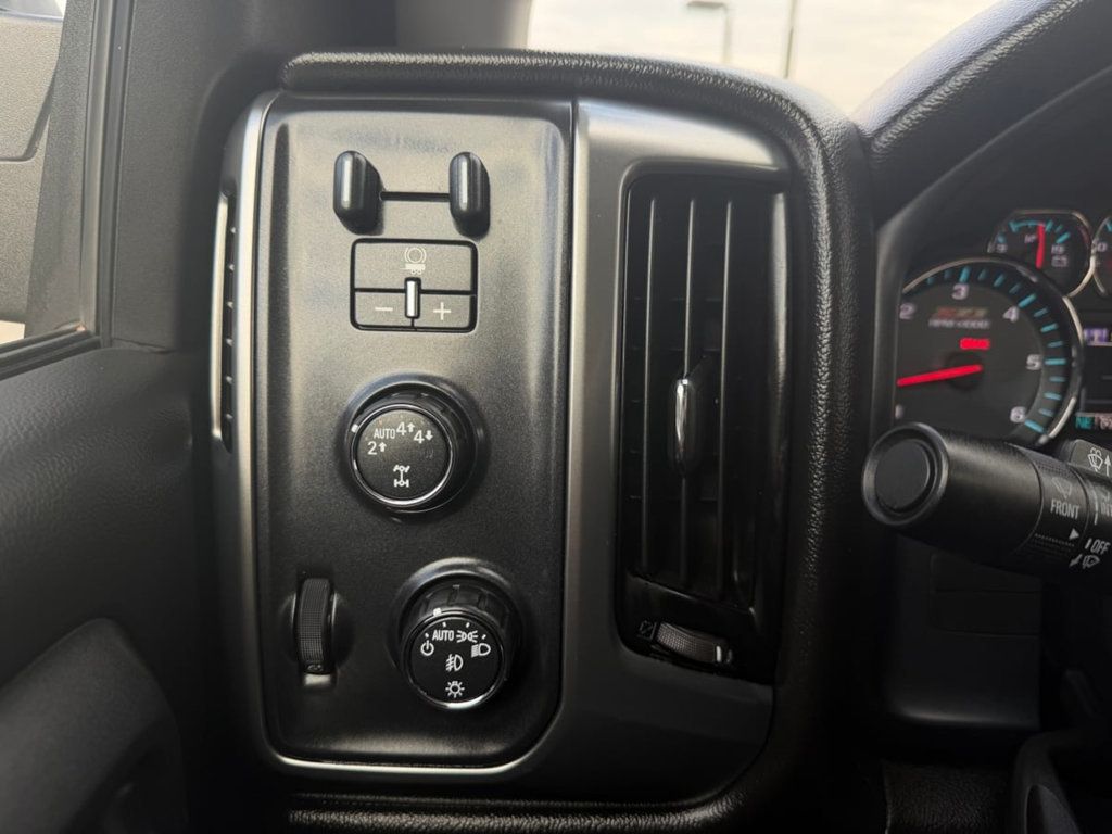 2017 Chevrolet Silverado 1500 LT - 22975982 - 13