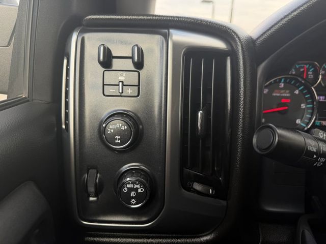 2017 Chevrolet Silverado 1500 LT - 22975982 - 13