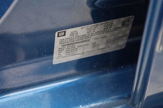 2017 Chevrolet Silverado 1500 LT - 23023780 - 9