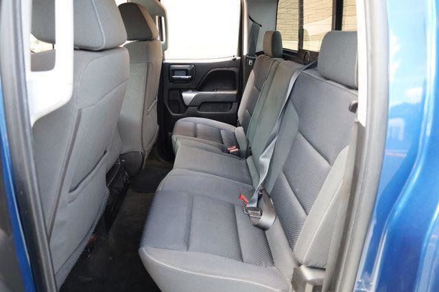 2017 Chevrolet Silverado 1500 LT - 23023780 - 17