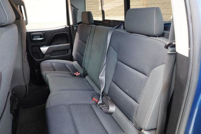 2017 Chevrolet Silverado 1500 LT - 23023780 - 18