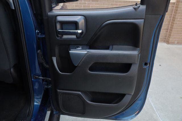 2017 Chevrolet Silverado 1500 LT - 23023780 - 19
