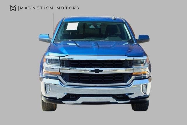 2017 Chevrolet Silverado 1500 LT - 23023780 - 4