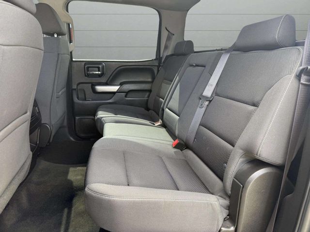 2017 Chevrolet Silverado 1500 LT 4x4 4dr Crew Cab 5.8 ft. SB - 22929895 - 14