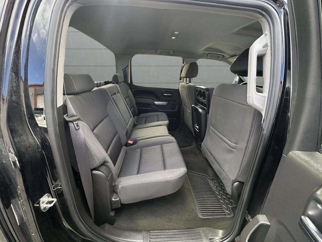 2017 Chevrolet Silverado 1500 LT 4x4 4dr Crew Cab 5.8 ft. SB - 22941944 - 18