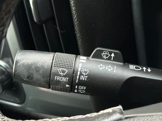 2017 Chevrolet Silverado 1500 LT 4x4 4dr Crew Cab 5.8 ft. SB - 22941944 - 33