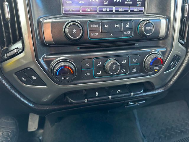 2017 Chevrolet Silverado 1500 LT 4x4 4dr Crew Cab 5.8 ft. SB - 22941944 - 38