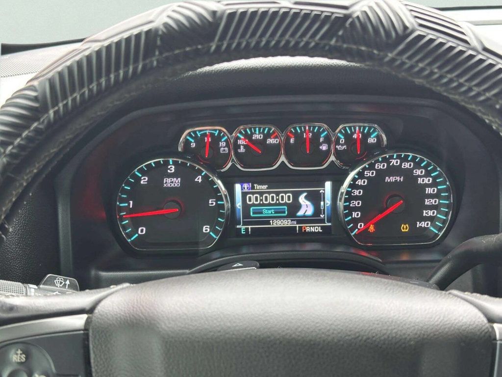 2017 Chevrolet Silverado 1500 LT 4x4 4dr Crew Cab 6.5 ft. SB - 22979994 - 27