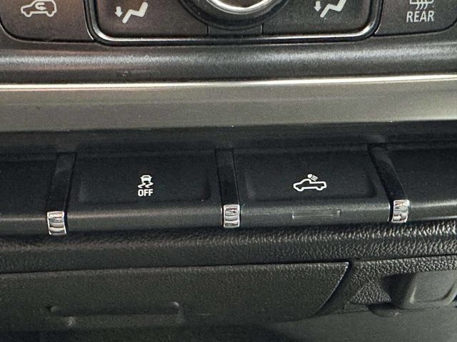 2017 Chevrolet Silverado 1500 LT 4x4 4dr Crew Cab 6.5 ft. SB - 22979994 - 35