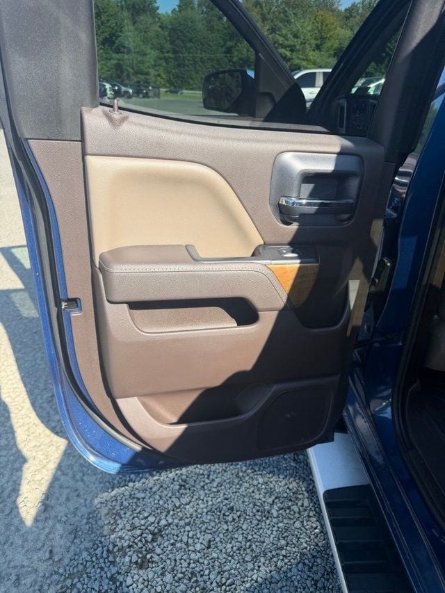 2017 Chevrolet Silverado 1500 LTZ - 23074123 - 13