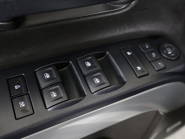 2017 Chevrolet Silverado 1500 LTZ - 23081854 - 36