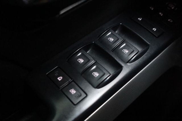 2017 Chevrolet Silverado 1500 LTZ - 23060188 - 32