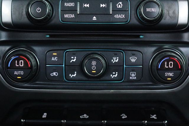 2017 Chevrolet Silverado 1500 LTZ - 23060188 - 38