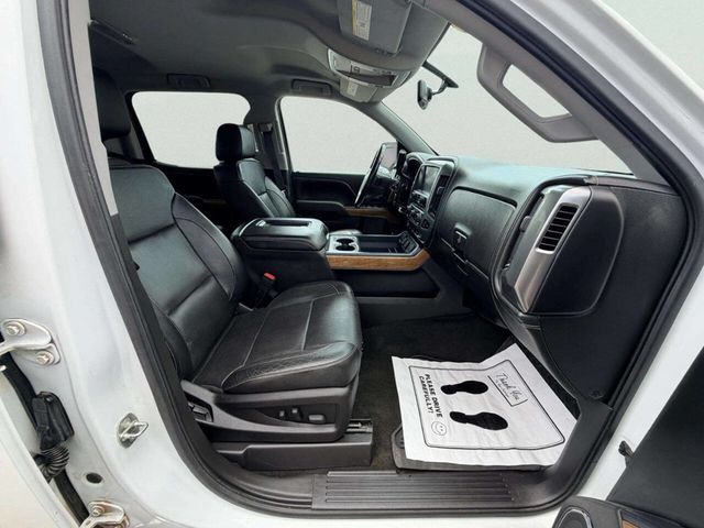 2017 Chevrolet Silverado 1500 LTZ 4x4 4dr Crew Cab 5.8 ft. SB - 23011244 - 28