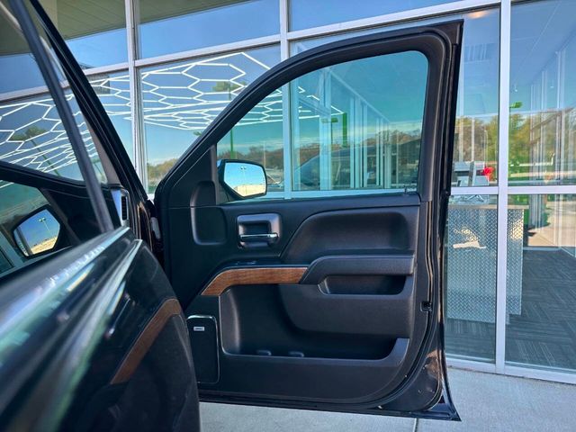 2017 Chevrolet Silverado 1500 LTZ 4x4 4dr Crew Cab 5.8 ft. SB - 22954981 - 14