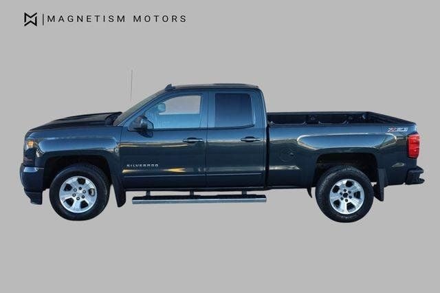 2017 Chevrolet Silverado 1500 LT Z71 - 23050871 - 2