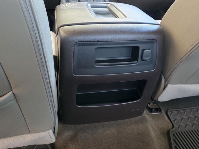 2017 Chevrolet Silverado 1500 LTZ Z71 - 22972919 - 9