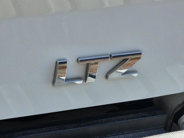 2017 Chevrolet Silverado 1500 LTZ Z71 - 22972919 - 28