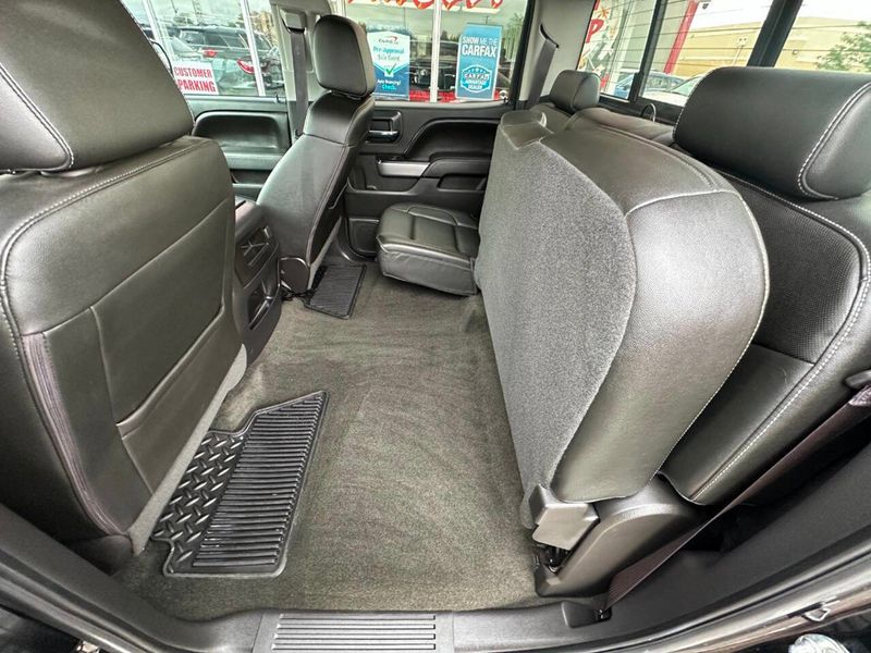 2017 Chevrolet Silverado 1500 LTZ Z71 4x4 4dr Crew Cab 5.8 ft. SB - 22887055 - 20